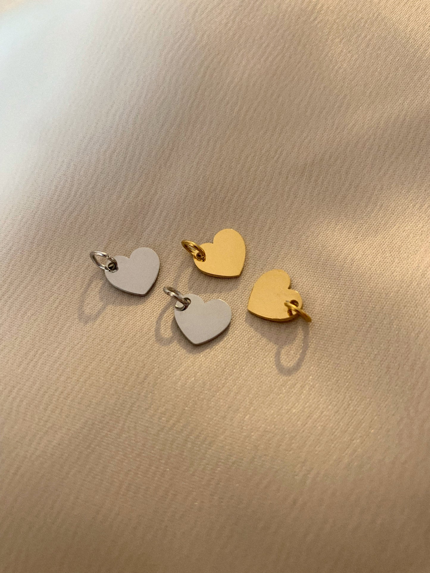 Charm corazón mini - Hey.Vortex