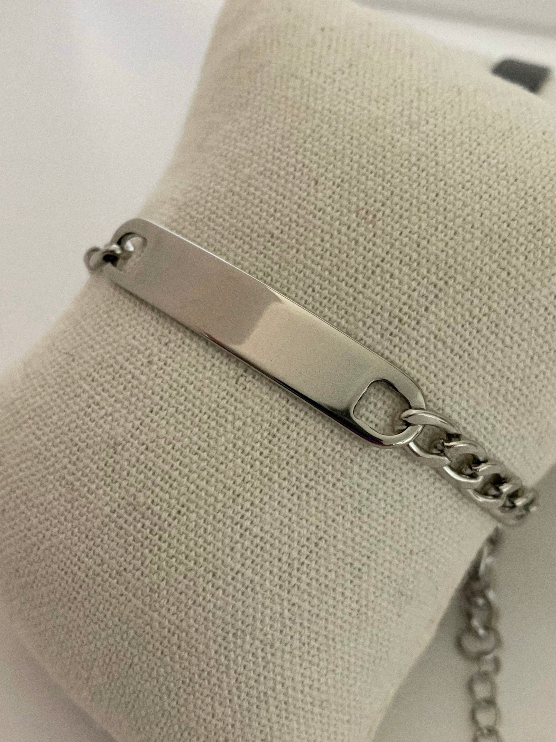 Pulsera cadena cubana - Hey.Vortex