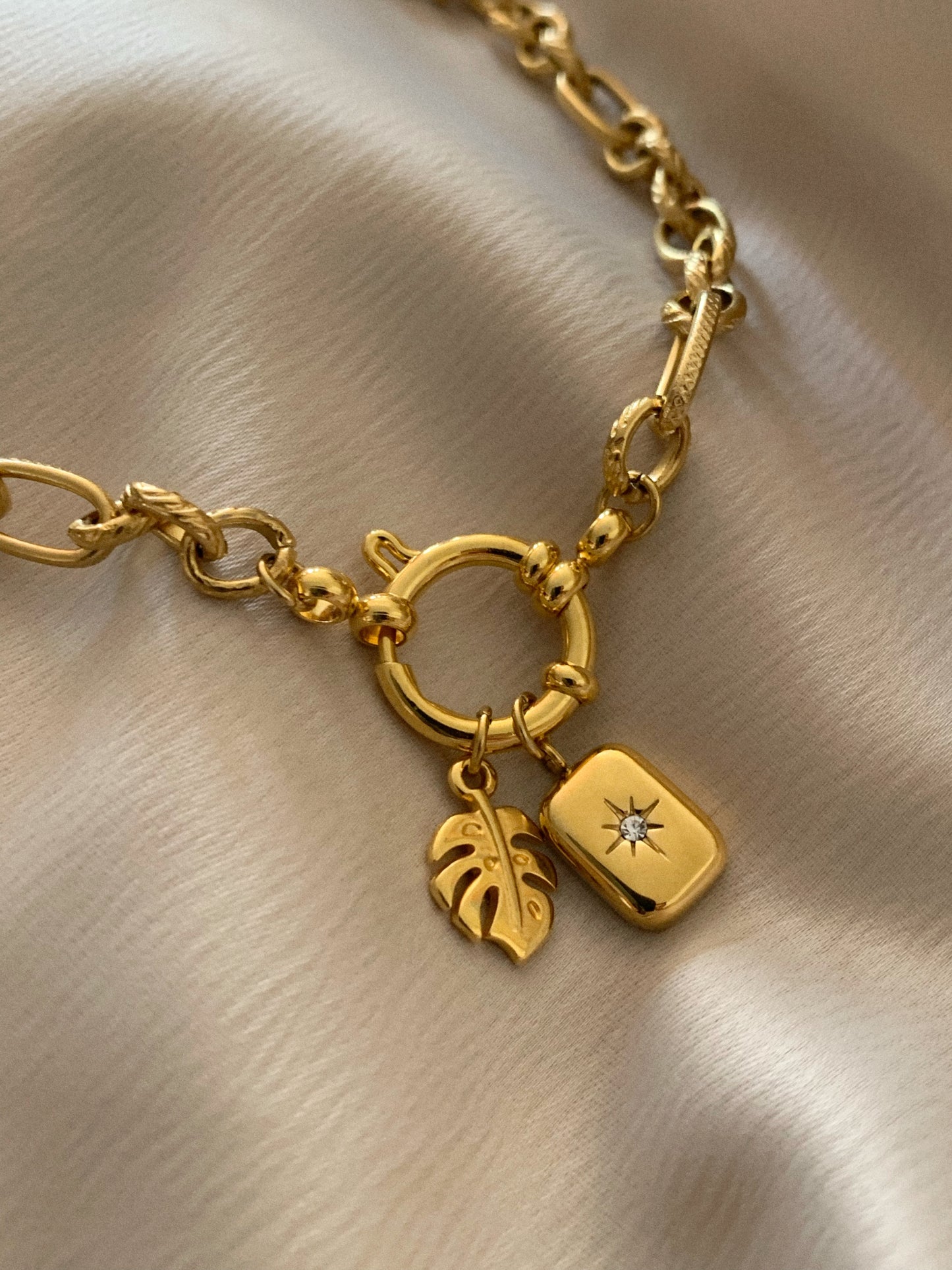 Collar Bright - Hey.Vortex