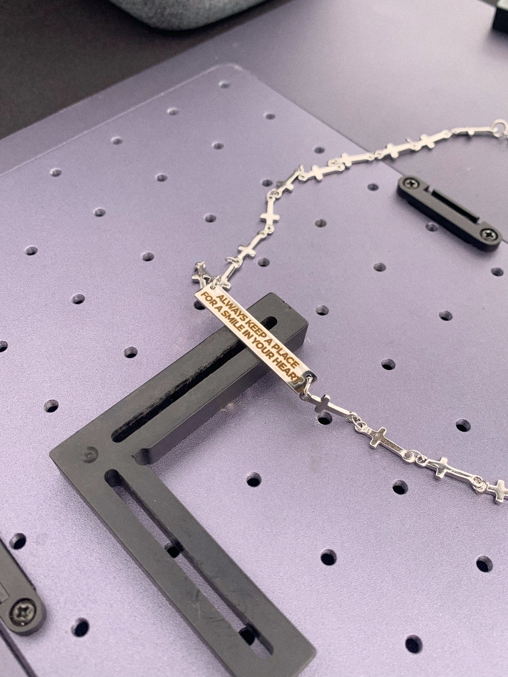 Choker Cruces - Hey.Vortex