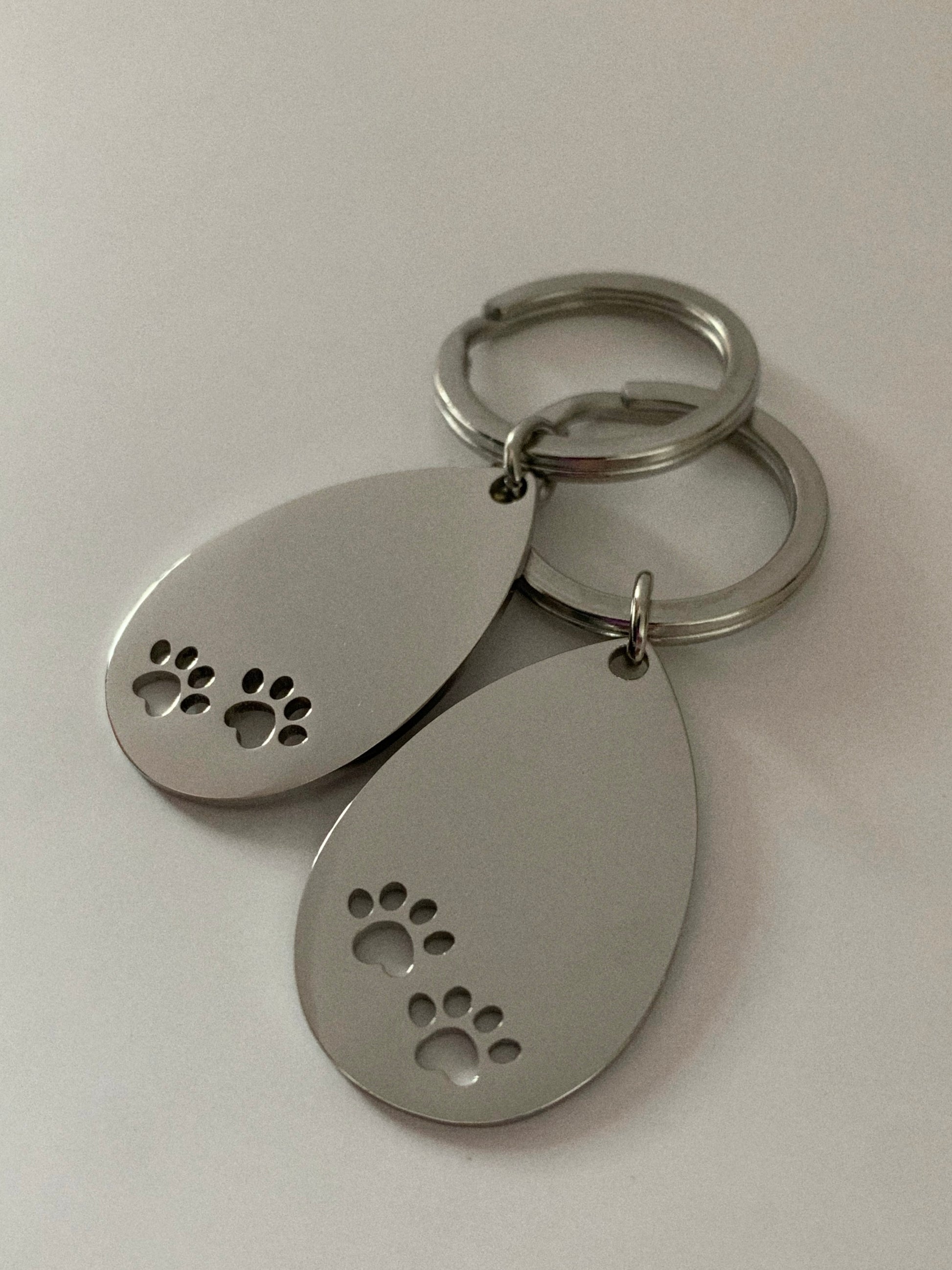 Llavero patitas 🐾 - Hey.Vortex