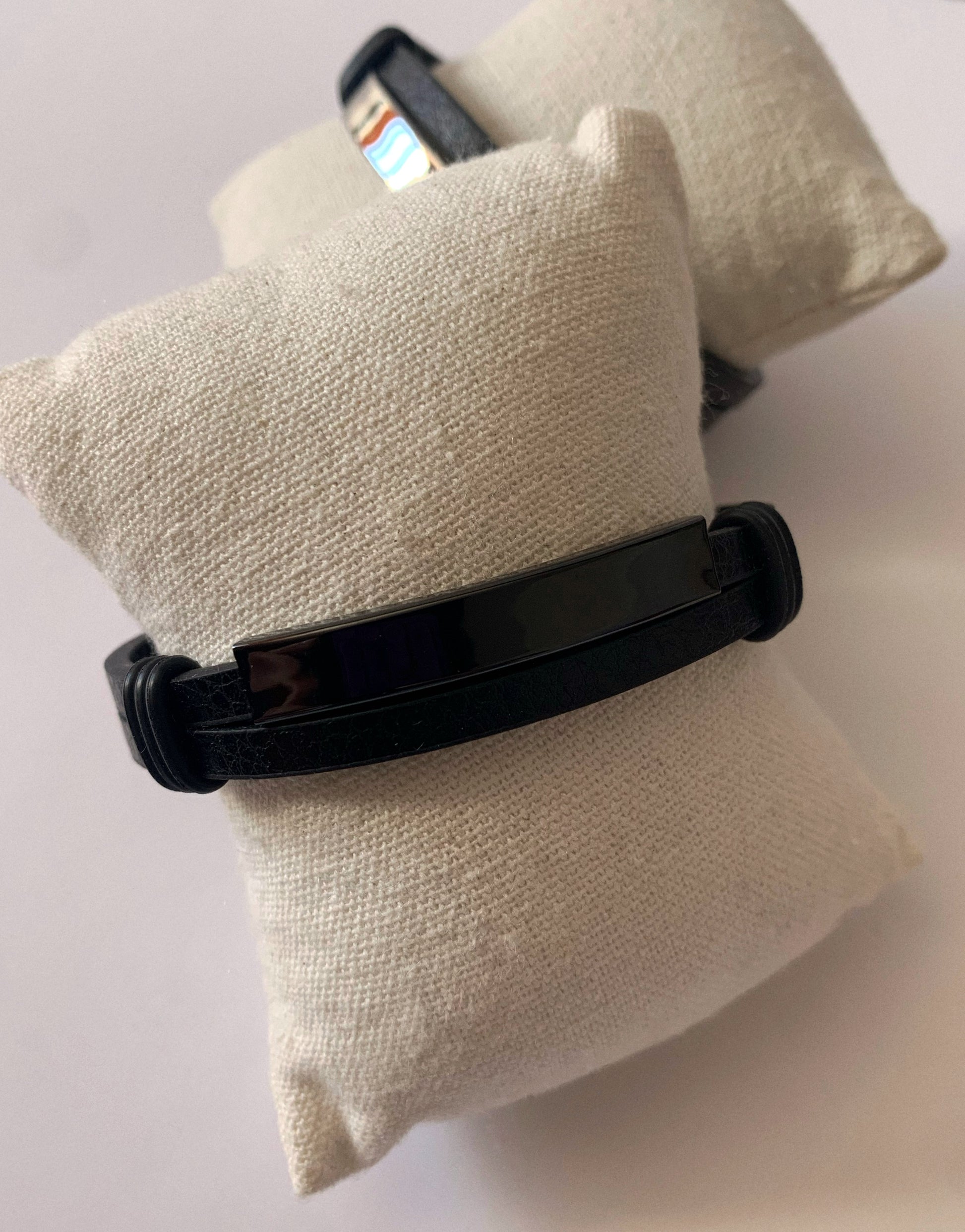 Pulsera cuero doble - Hey.Vortex