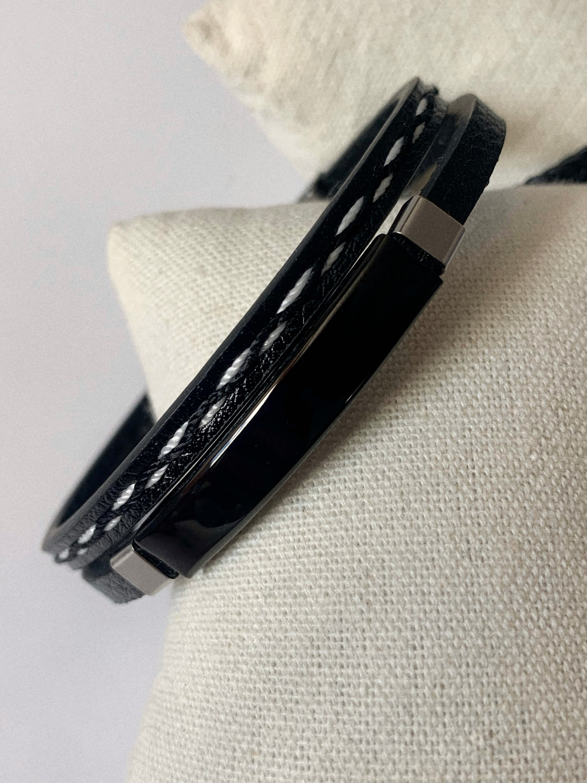 Pulsera linea punteada - Hey.Vortex