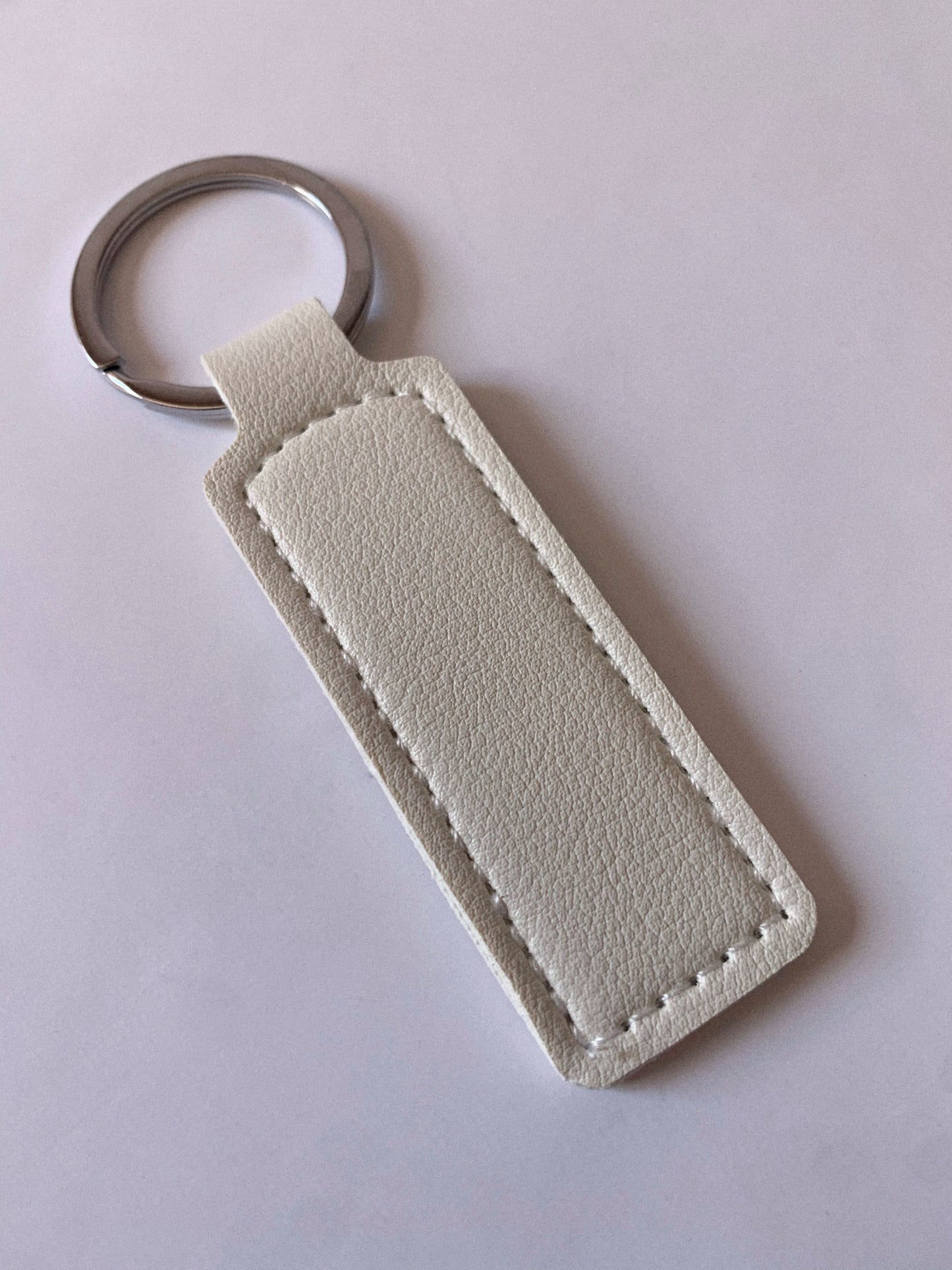 Llavero semi cuero - Hey.Vortex